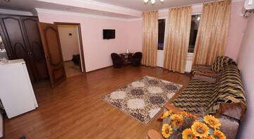 Фото номера Семейный люкс с балконом Гостиница Guest house Na Figurnoy 51 г. Адлер 5
