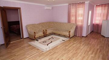Фото номера Семейный люкс с балконом Гостиница Guest house Na Figurnoy 51 г. Адлер 10
