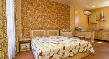 Фото номера Улучшенный номер - студио Гостевой дом Камилла 2 г. Адлер 5