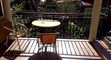 Фото номера Люкс с балконом Гостиница Guest house on Demokraticheskaya 62a г. Адлер 5