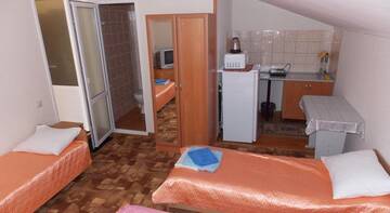 Фото номера Четырехместный номер Гостиница Guest House Omichka г. Адлер 2