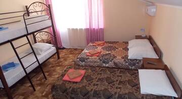 Фото номера Семейный номер Гостиница Guest House Omichka г. Адлер 4