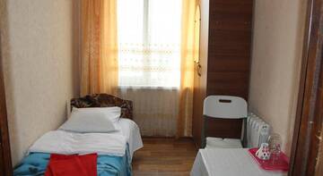 Фото номера Небольшой одноместный номер Гостиница Guest House U Dyadi Vani г. Адлер 2