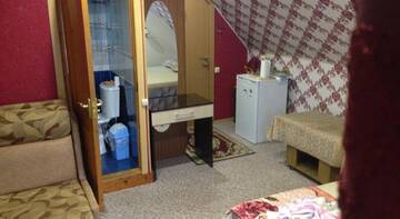 Фото номера Большой двухместный номер c 1 кроватью или 2 отдельными кроватями Гостиница Гостевой Дом «У Риты» г. Адлер 4