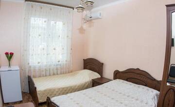 Фото номера Бюджетный двухместный номер с 1 кроватью Гостиница Guest House Chernomor г. Адлер 9
