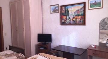 Фото номера Трехместный номер с собственной ванной комнатой вне номера Гостиница Гостевой дом «В гостях у Анны» г. Адлер 9