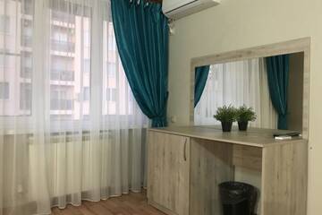 Фото номера Трехместный номер эконом с общей ванной комнатой Гостевой дом Алькконт-Сириус г. Адлер 5