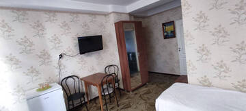 Фото номера Стандарт 3-местный большой Гостевой дом SV-Hotel г. Адлер 5