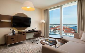 Фото номера Люкс Гостиница Radisson Blu Resort &amp; Congress Centre 5* г. Адлер 2