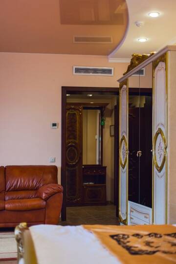 Фото номера Полулюкс Гостиница SM Royal Hotel г. Адлер 4