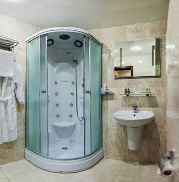 Фото номера Полулюкс Гостиница SM Royal Hotel г. Адлер 3