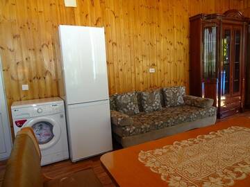 Фото номера Четырехместный номер с ванной комнатой Гостиница Гостевой дом AliAis г. Адлер 5