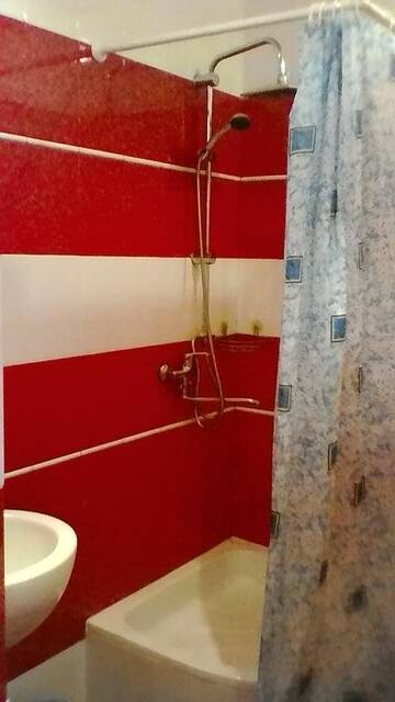 Фото номера Двухместный номер с 2 отдельными кроватями и ванной комнатой Гостиница Гостевой дом на Луначарского г. Адлер 6