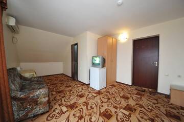Фото номера 2-х местный Комфорт Гостиница Rostov Hotel Adler г. Адлер 5